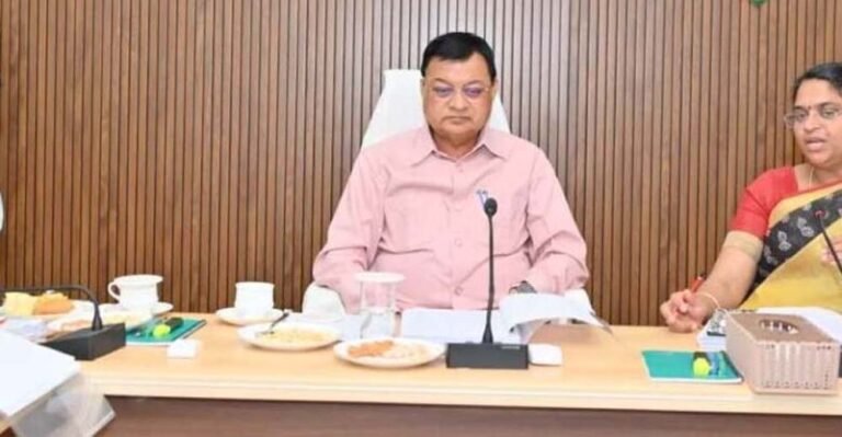 अब मोबाइल ऐप से कर सकेंगे अवैध शराब की शिकायत, तुरंत होगी कार्रवाई