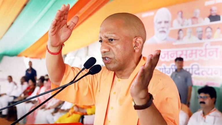 मुख्यमंत्री योगी आदित्यनाथ की लगातार मॉनीटरिंग का दिख रहा असर, 3 लाख 72 हजार परिवारों को दिया जा रहा अभियान का लाभ