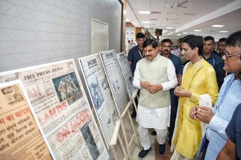 माखनलाल चतुर्वेदी विश्वविद्यालय कार्यक्रम में बोले CM मोहन यादव – पत्रकारिता समाज का दर्पण बने