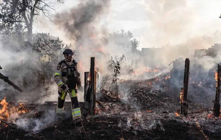 रूस-यूक्रेन युद्ध तेज: रूस ने किया बड़ा हमला, जेलेंस्की का सीधा आरोप पुतिन पर