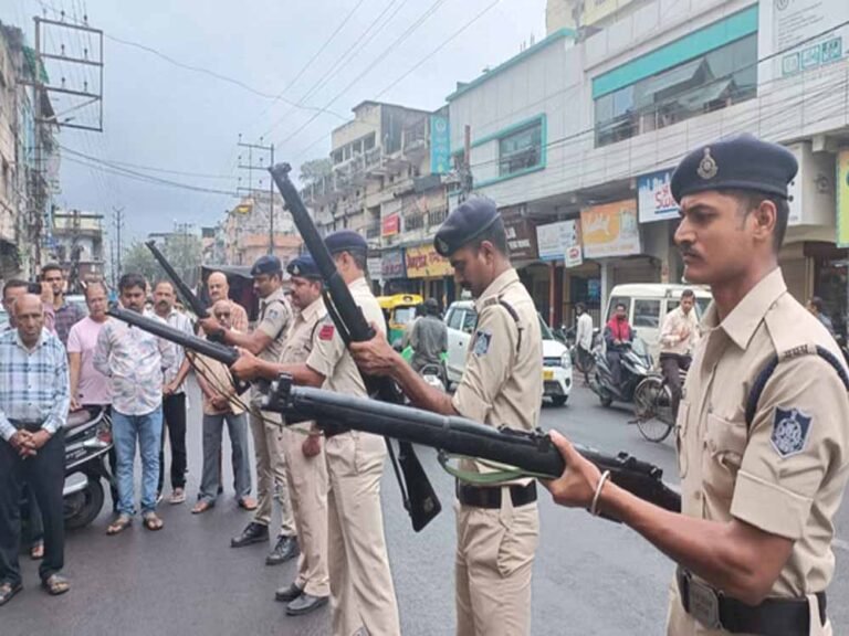 मानवता को सलाम: इंदौर में देह दान करने वाले को पहली बार गार्ड ऑफ ऑनर