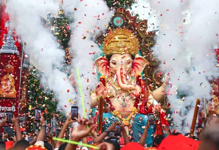 इस बार कब है गणेश चतुर्थी? गणपति स्थापना का सही मुहूर्त और टाइमिंग नोट करें