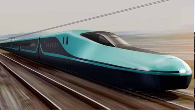 भारत में जल्द दौड़ेगी सुपरफास्ट ट्रेन, दिल्ली- पटना का सफर सिर्फ ढाई घंटे में