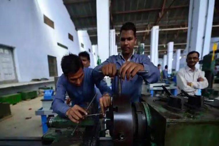MP की नई योजना: 9वीं के साथ साथ ITI प्रशिक्षण, 10वीं के बाद भारत और रूस में रोजगार के अवसर