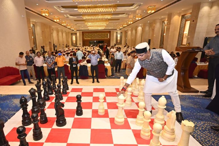 खेल मंत्री विश्वास सारंग ने राज्य सीनियर फिडे रेटेड शतरंज प्रतियोगिता का किया उद्घाटन
