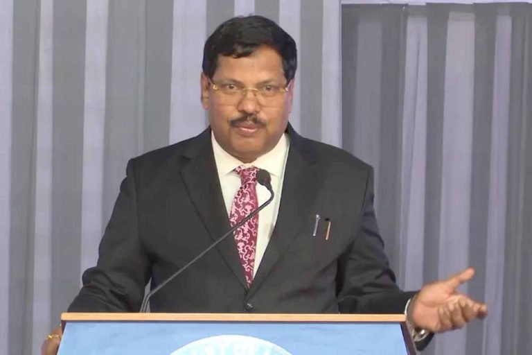 CJI गवई का स्पष्ट संदेश – कोर्ट के फैसले मीडिया रिपोर्ट पर नहीं, सबूतों पर आधारित