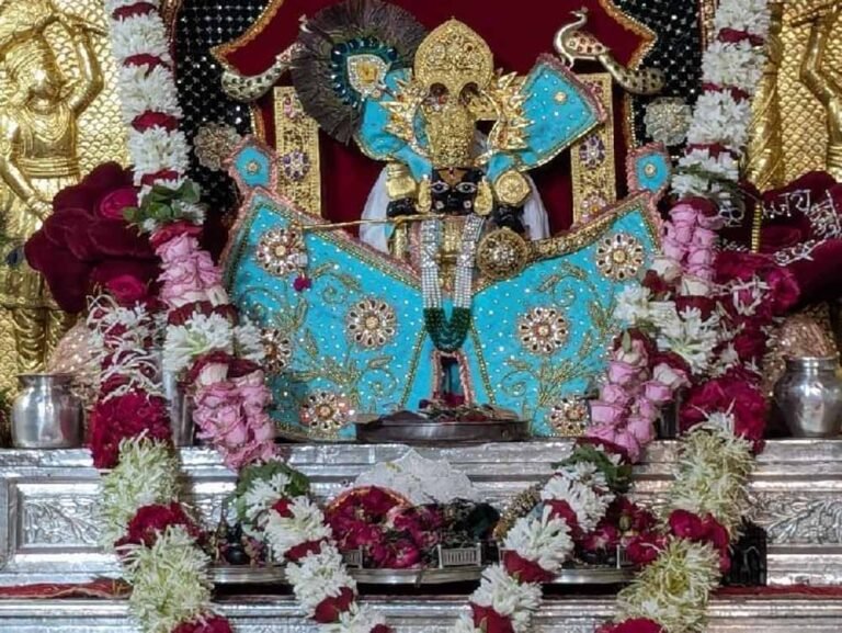 फूलों की सजावट से निखरा सांवलिया धाम, लाखों श्रद्धालुओं ने किए दर्शन
