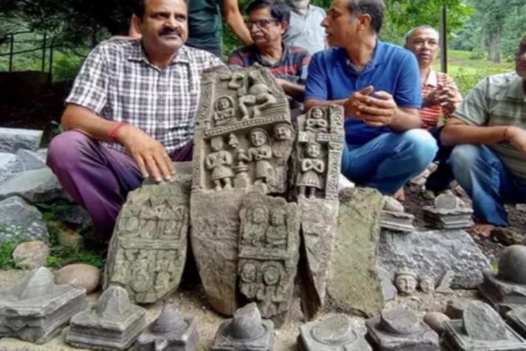 नंतनाग में खुदाई के दौरान मिलीं प्राचीन हिंदू मूर्तियां, 2000 साल पुरानी होने की संभावना
