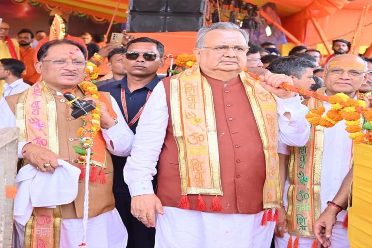 सावन में शिव आराधना: CM विष्णु देव साय ने किया रुद्राभिषेक, प्रदेशवासियों के लिए मांगी सुख-शांति