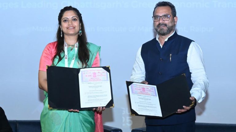 गाँवों से आरंभ हो रही है हरित अर्थव्यवस्था की क्रांति : रायपुर स्थित प्रबंधन संस्थान में सम्पन्न हुआ पाँचवाँ भारत ग्रामीण संवाद
