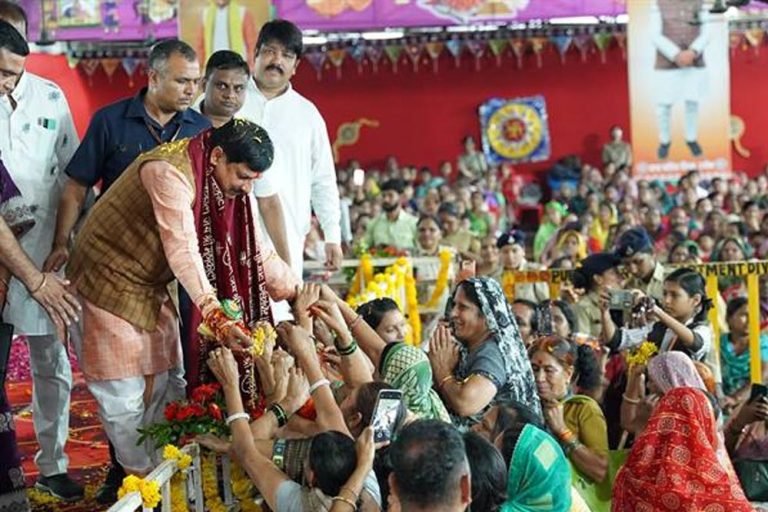 बहनों के आर्शीवाद से ही मैं बना मुख्यमंत्री: CM यादव