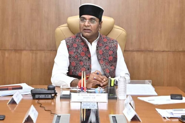 राहुल गांधी के आरोपों का जवाब, विश्वास सारंग बोले– चुनाव आयोग पर सवाल उठाना गलत