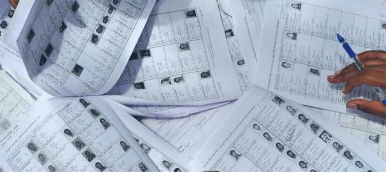 SIR प्रक्रिया के दौरान बिहार वोटर लिस्ट से 65 लाख लोगों के नाम चुनाव आयोग ने किए सार्वजनिक