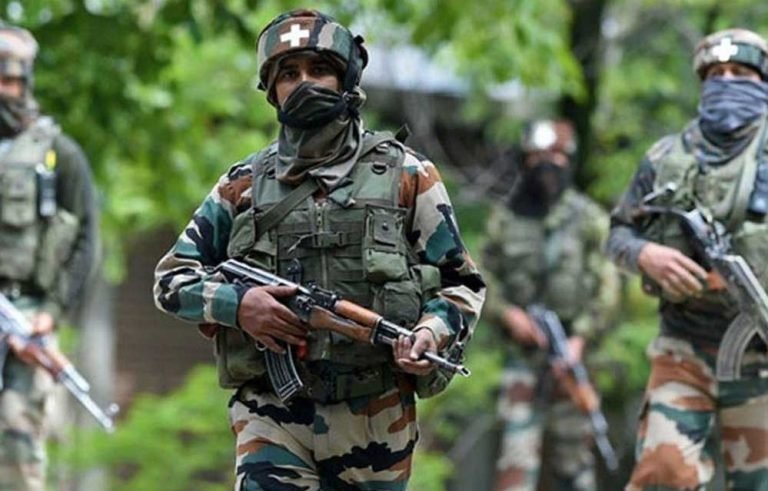 J&K में इस साल का सबसे बड़ा ऑपरेशन, कुलगाम मुठभेड़ में तीन आतंकवादी मारे गए