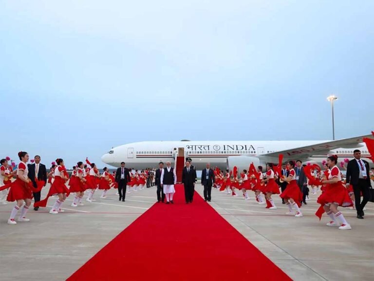 ऐतिहासिक चीन यात्रा पर PM मोदी, SCO शिखर सम्मेलन में रखेंगे भारत का पक्ष