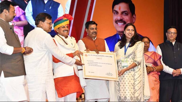 मुख्यमंत्री डॉ. मोहन यादव ने कहा- वर्तमान युग में विद्युत (ऊर्जा) का महत्व वायु और जल के समान है