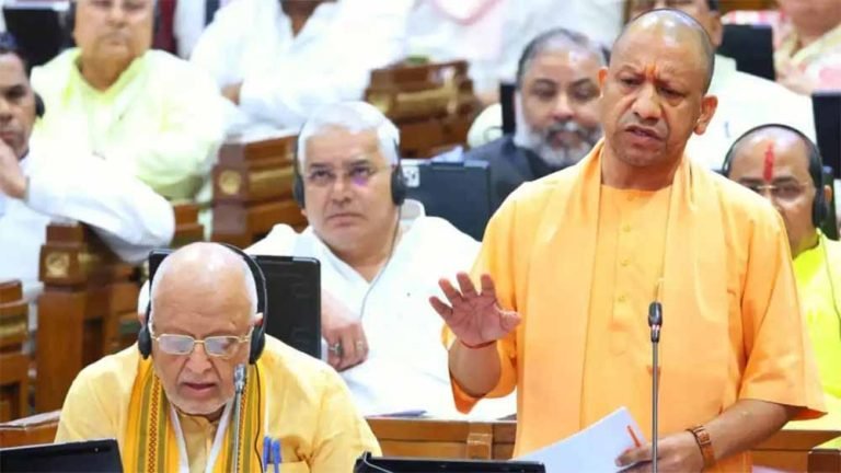 योगी सरकार का दावा: यूपी के स्कूल बंद नहीं, 40 लाख बच्चे शिक्षा से जुड़े