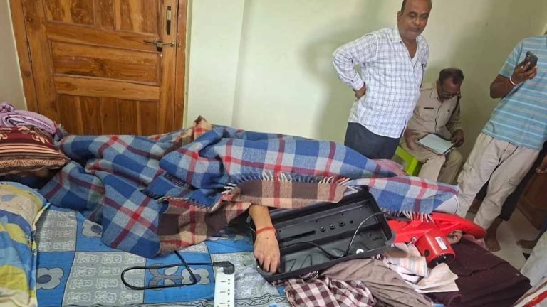 खौफनाक हादसा: मशीन चालू कर गर्दन रखी, कारोबारी के बेटे की मौत