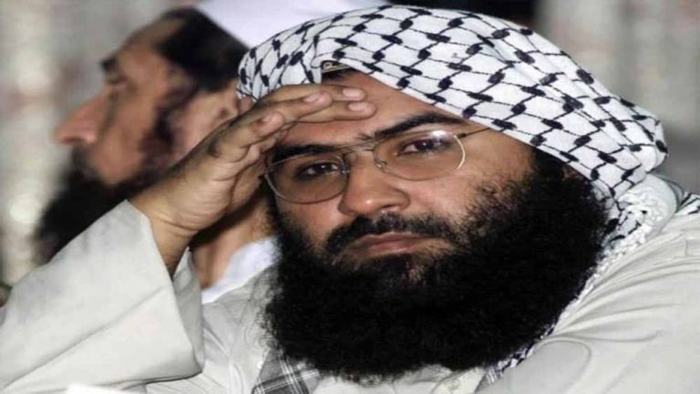 कटोरा लेकर निकला आतंकी मसूद अजहर, ऑपरेशन सिंदूर से उखड़े जैश के ठिकाने फिर बसाने की कोशिश
