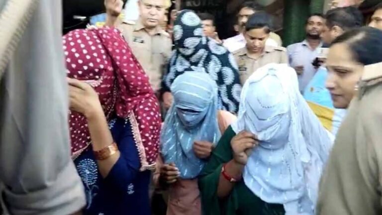 कानपुर में कांग्रेस नेता के होटल से सेक्स रैकेट पकड़ा गया, पुलिस बनी ग्राहक, 7 लड़कियां-4 युवक हिरासत में