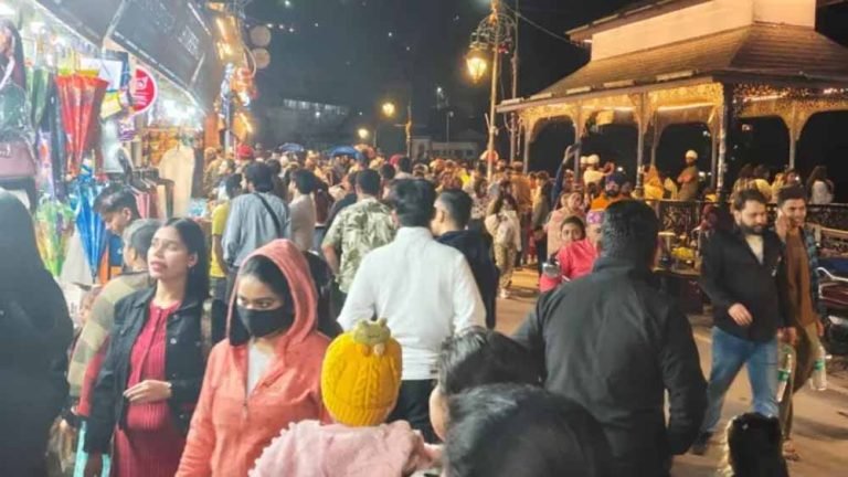 तीन दिन तक मसूरी में हिट रहेगी पर्यटन की रफ्तार, होटल उपलब्धता खत्म