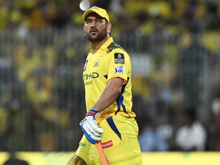CSK को लेकर धोनी का बड़ा इशारा: अगले 15-20 साल साथ रहने की बात कही