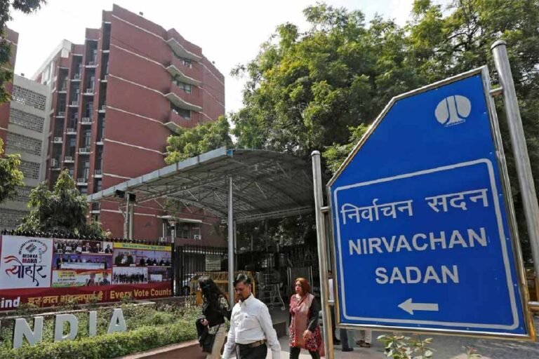 गंभीर सवालों का जवाब देंगे चुनाव आयोग, आज होगी प्रेस कॉन्फ्रेंस