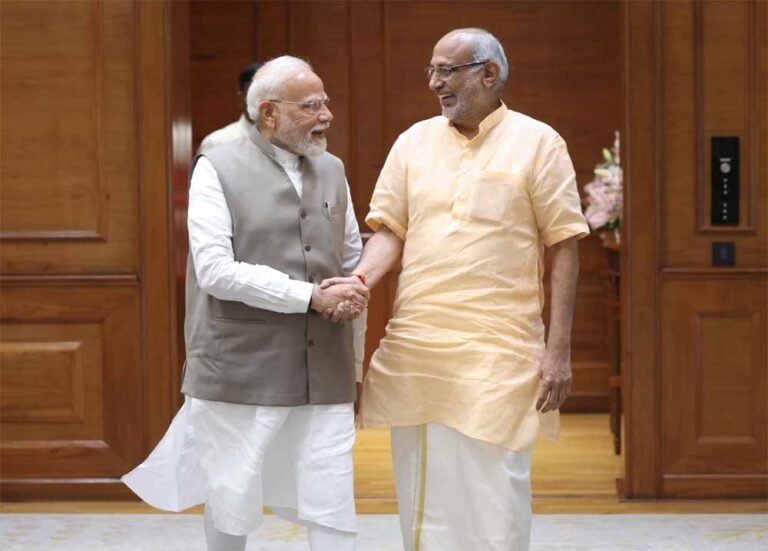 राधाकृष्णन ने पीएम मोदी से मुलाकात की, NDA का उपराष्ट्रपति पद उम्मीदवार बनाए गए