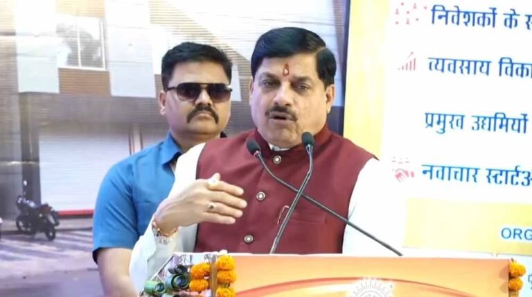 सीएम मोहन यादव का ऐलान: उद्योगों में काम करने वाली लाड़ली बहनों को सरकार 5 हजार रुपए अतिरिक्त देगी