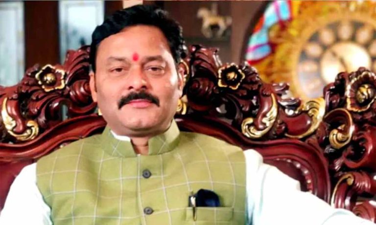 MP में माइनिंग घोटाला: संजय पाठक से जुड़ी फर्मों पर 443 करोड़ की रिकवरी का आदेश