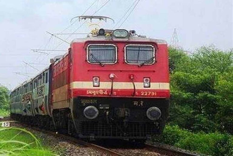 भोपाल रेल मंडल ने बढ़ाई सुविधाएं, 28 ट्रेनों में लगेंगे अतिरिक्त डिब्बे
