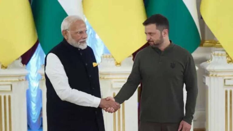 यूक्रेन ने थामा भारत का हाथ, ज़ेलेंस्की बोले- मोदी दुनिया में शांति ला सकते हैं