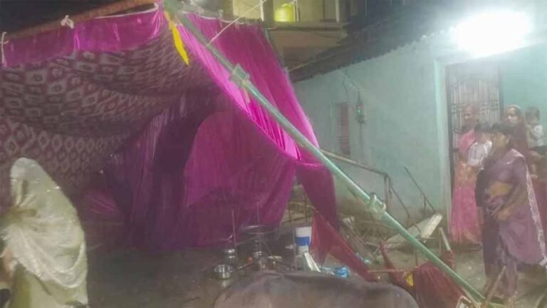 हादसा बना हवन: गृह प्रवेश समारोह में कार की टक्कर से मचा हाहाकार