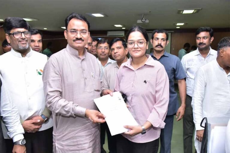 भविष्य निर्माण में युवाओं को मिलेगी प्राथमिकता : उपमुख्यमंत्री