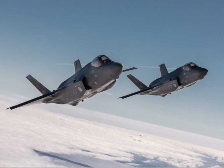 पोलैंड में बढ़ा तनाव: चार एयरपोर्ट बंद, रूसी ड्रोन हमले के बाद F-16 और F-35 की तैनाती