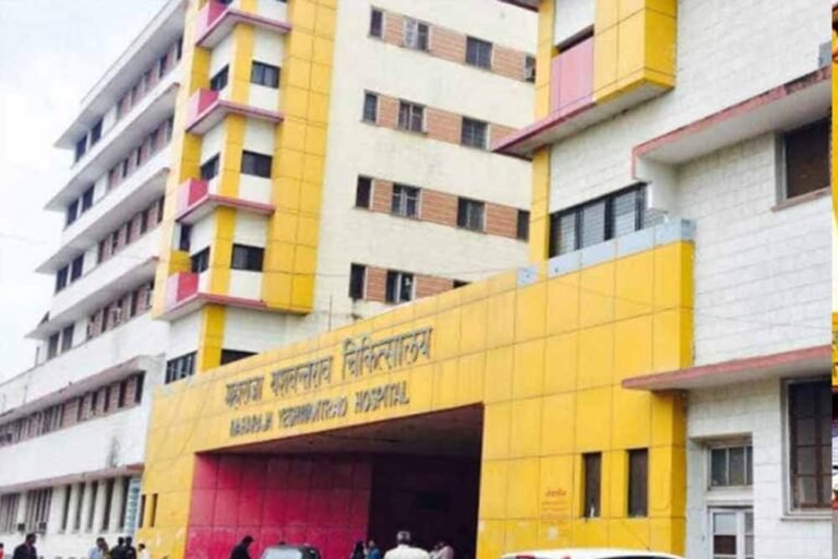 चूहों के हमले से मचा हड़कंप: इंदौर अस्पताल में अधीक्षक छुट्टी पर, विभागाध्यक्ष की छुट्टी