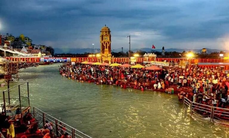 हरिद्वार अर्धकुंभ 2027 में होगी ऐतिहासिक घटना, साधु-संन्यासियों संग तीन शाही स्नानों का आयोजन