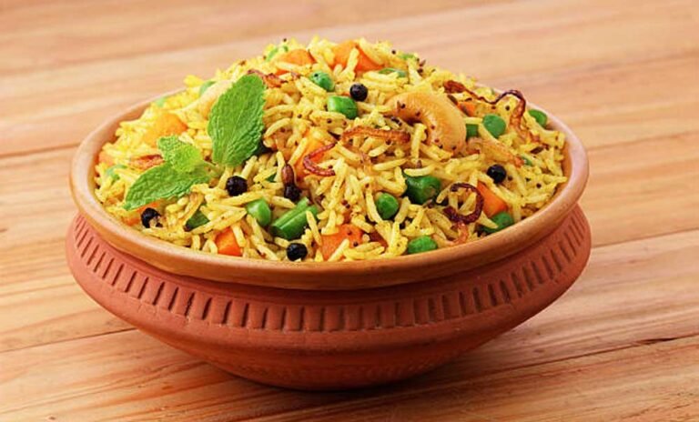 घर पर जायकेदार वेज बिरयानी बनाने की आसान और स्वादिष्ट विधि