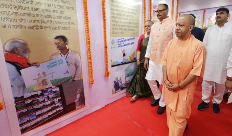 प्रधानमंत्री नरेंद्र मोदी के 75वें जन्मदिन पर मुख्यमंत्री योगी आदित्यनाथ ने लखनऊ से किया सेवा पखवाड़ा 2025 का शुभारंभ