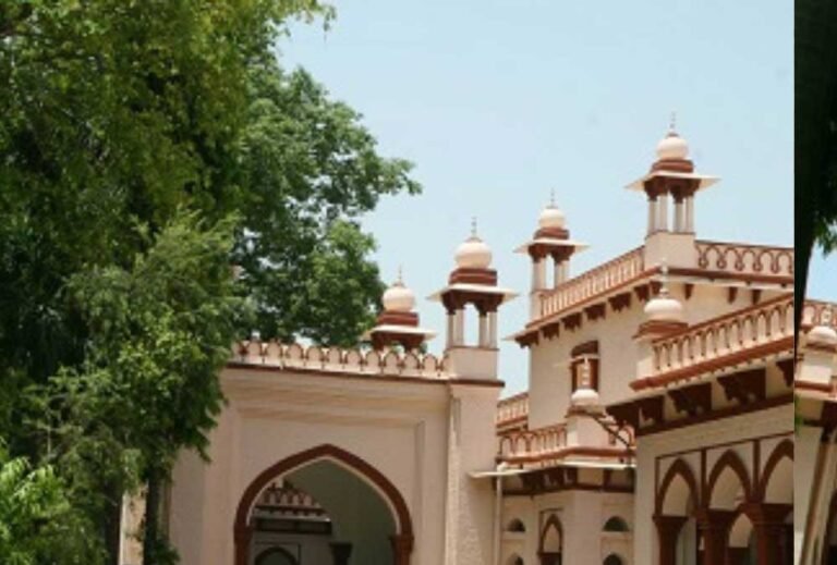 लेखपाल डैशबोर्ड का हुआ शुभारंभ:सिंगल लाग-इन के माध्यम से समस्त कार्यों का सुचारू निस्तारण किया जा सकेगा