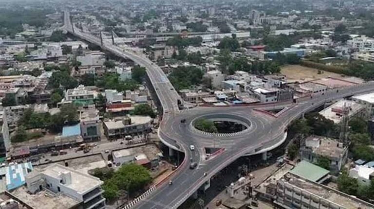 तीन दिन में 83 हजार रुपए का जुर्माना वसूला, MP फ्लाईओवर पर रीलबाजों की धूम