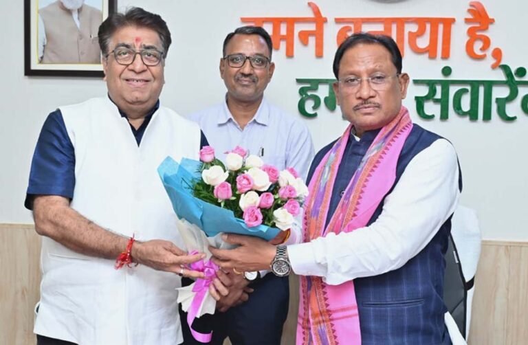 नए आईटी निदेशक ओमप्रकाश व्यास ने CM साय से की परिचयात्मक और सौजन्य भेंट