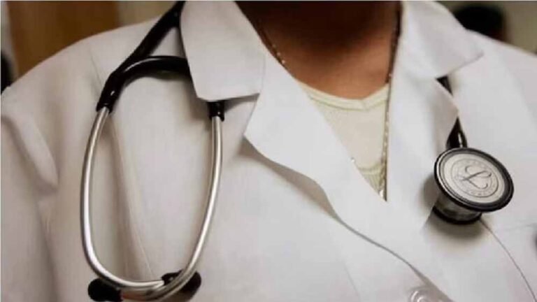 MBBS में नामांकन रद्द: तीन छात्राओं ने जमा किए फर्जी EWS दस्तावेज़