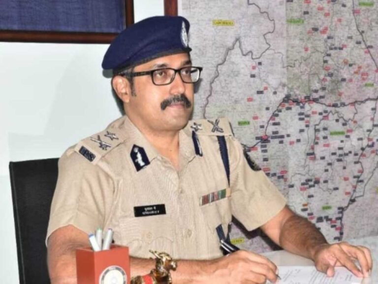 बस्तर में नक्सलियों का कहर: 18 महीने में 8 शिक्षकों की हत्या, IG ने दी सख्त चेतावनी