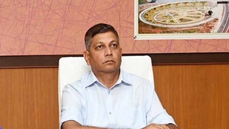 मुख्य सचिव पद से विदाई, अब बिजली आयोग की बागडोर संभालेंगे अमिताभ जैन