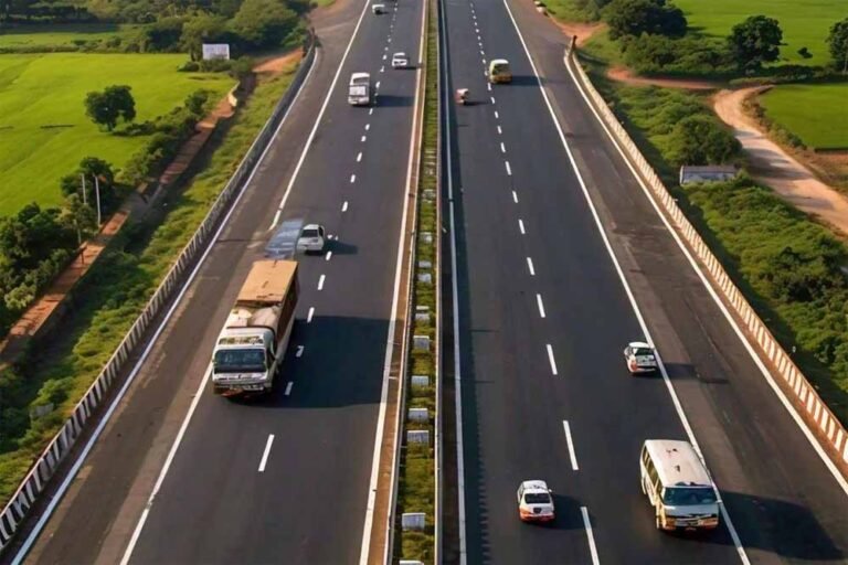 जमीन सौदों पर लगी पाबंदी खत्म : रायपुर-बलौदाबाजार मार्ग पर फिर से शुरू होगी रजिस्ट्री