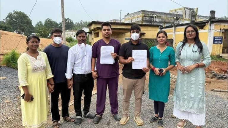 नक्सली मरे, लेकिन पोस्टमार्टम नहीं, डॉक्टरों ने किया मना, भत्ता बना मुद्दा