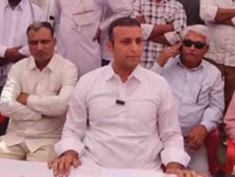 बीजेपी को बड़ा झटका, मिर्धा परिवार के तेजपाल ने थामा कांग्रेस का हाथ