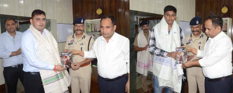 रेस्क्यू में बहादुरी दिखाने वाले युवाओं का कलेक्टर-एसएसपी ने किया सम्मान