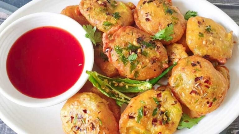 घर पर कैसे बनाएं गिलकी के भजिये